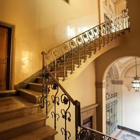 Portico Dei Servi Historical Apartment Bologna